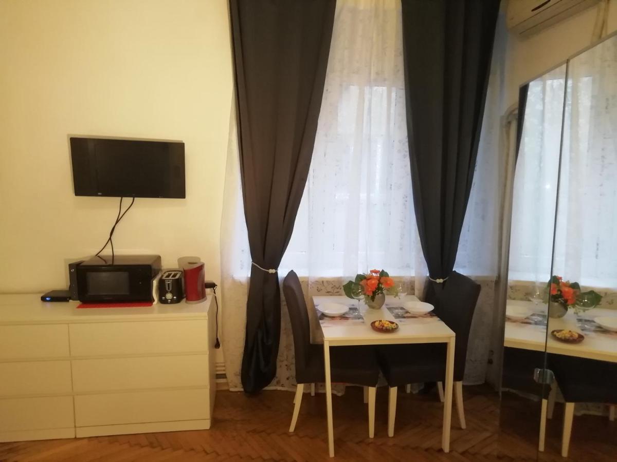 Studio Ultracentral Universitatea Bukareszt Zewnętrze zdjęcie