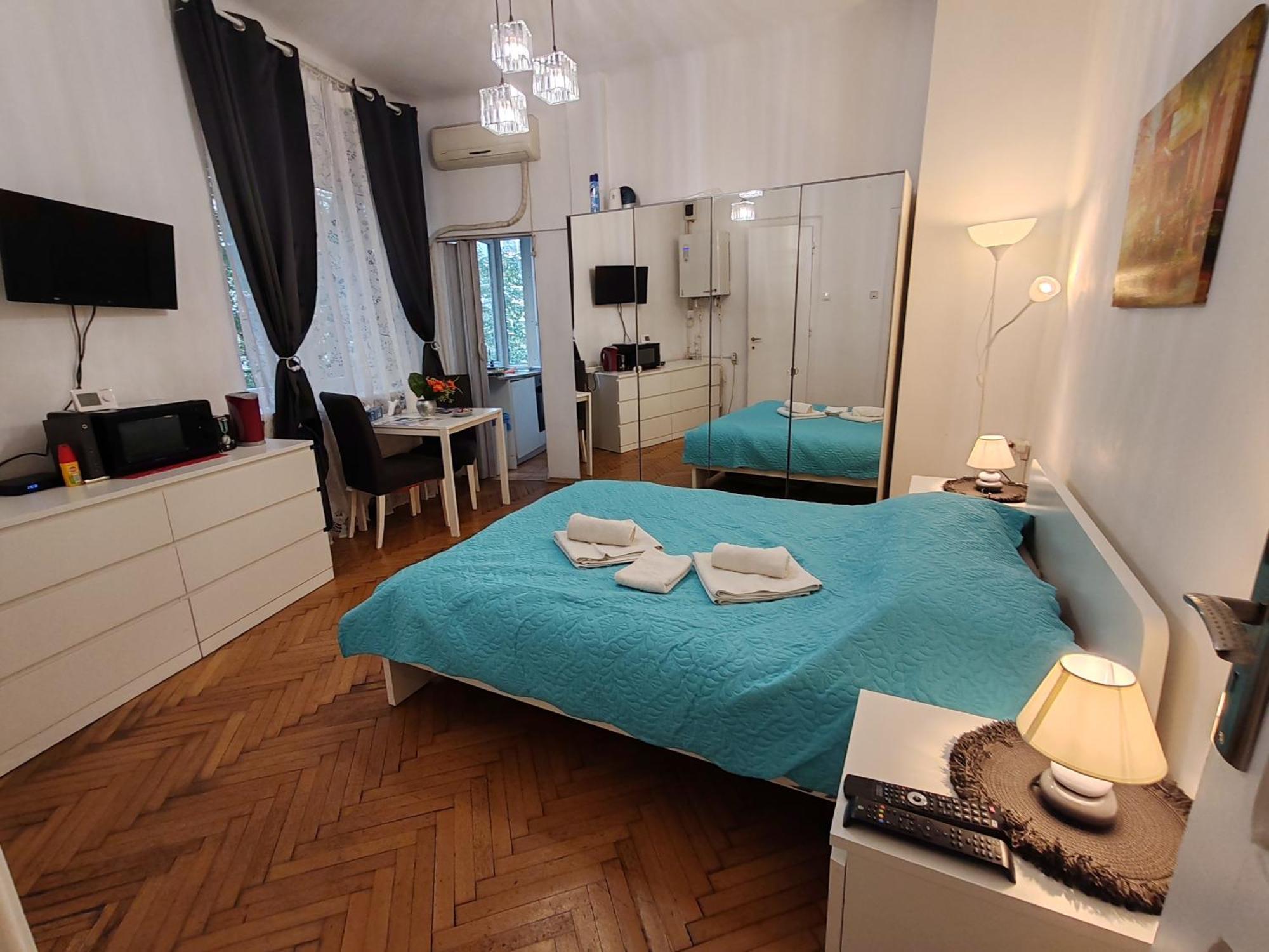 Studio Ultracentral Universitatea Bukareszt Zewnętrze zdjęcie