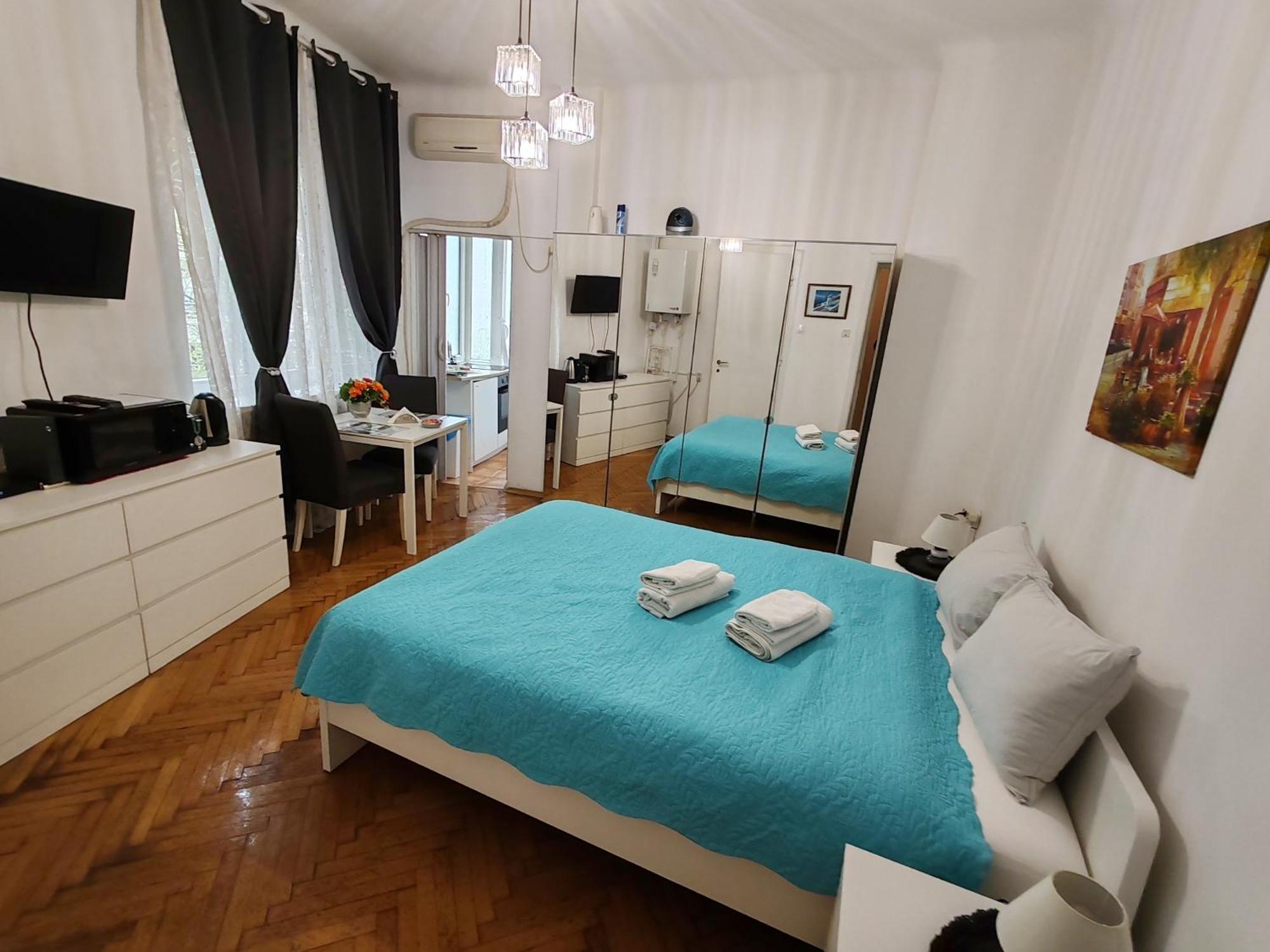 Studio Ultracentral Universitatea Bukareszt Zewnętrze zdjęcie